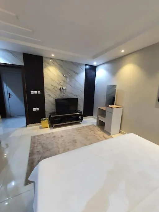 Alkhuzama Apartment Mecca